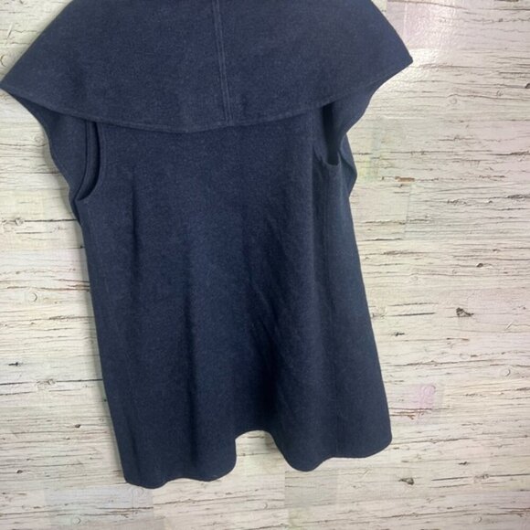 Club Monaco Navy Blue Vest Lambswool Size small - Picture 6 of 7